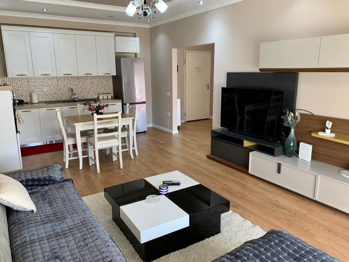 Zoo Apartament